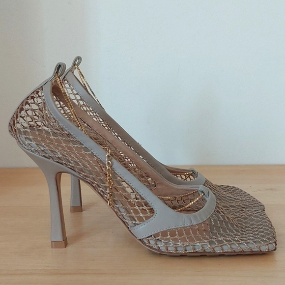 Bottega Veneta Chain-Link Mesh  Sandals - Picture 3 of 11